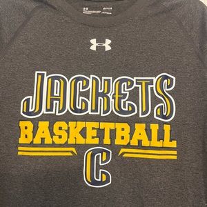 Under Armour Jackets Basketball Athletic Tee.